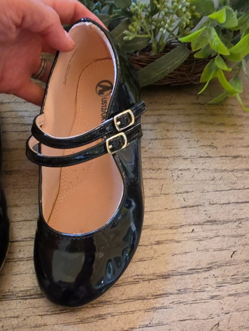 Girls Black Double-Strap Mary Jane Shoes Size 12